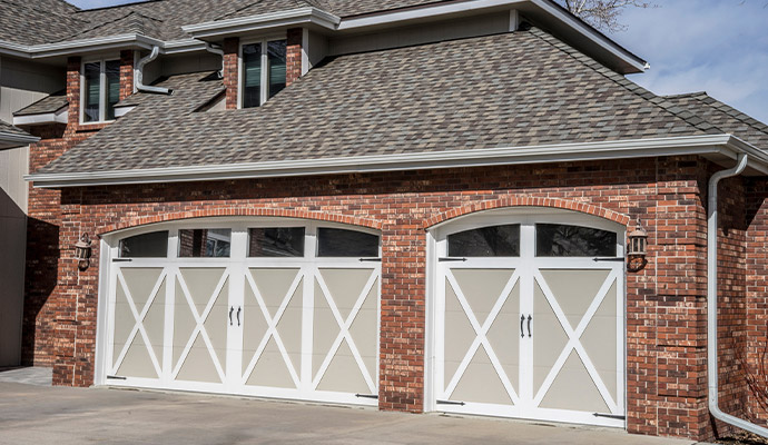 Carriage house garage door with WGV architecture