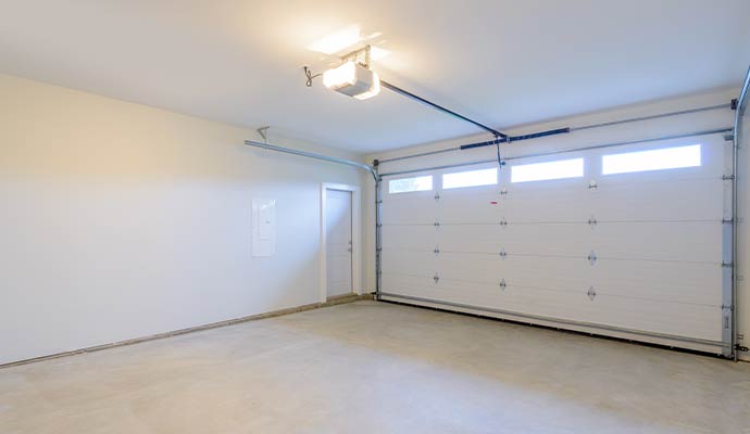 Clean empty residential garage
