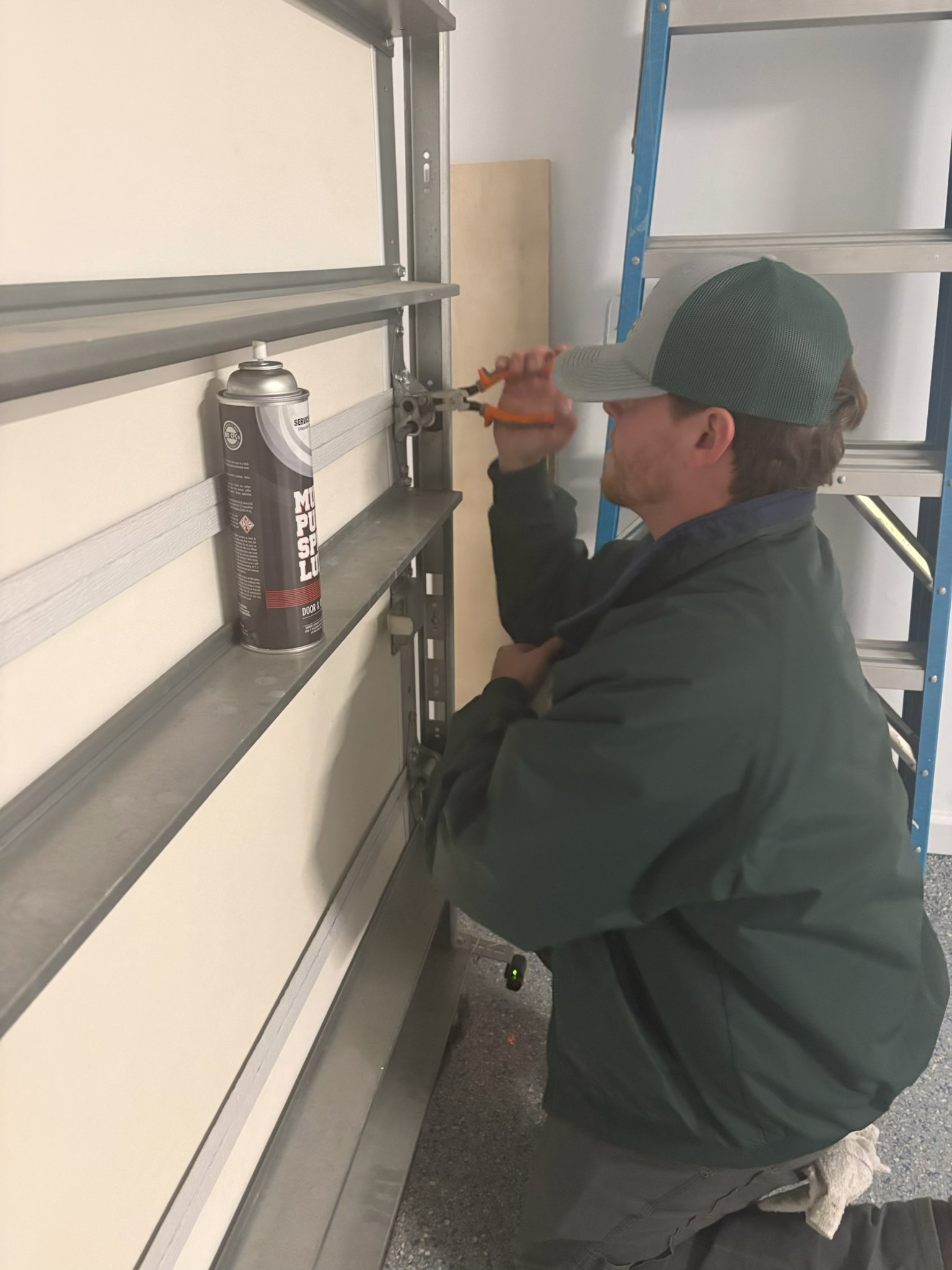 Failed opener & garage door chain