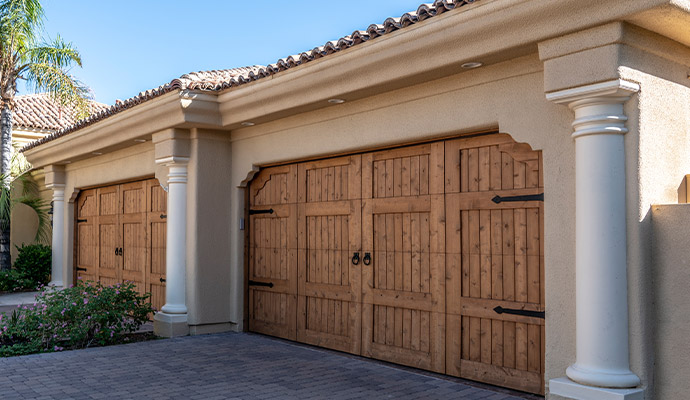 Famous Garage Doors from Movies, Celebrities and Pop Culture